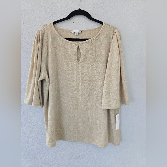 Zac & Rachel Metallic Blouse Women Sz L Beige Flutter 3/4 Sleeve Front Cut  Out - Picture 2 of 13